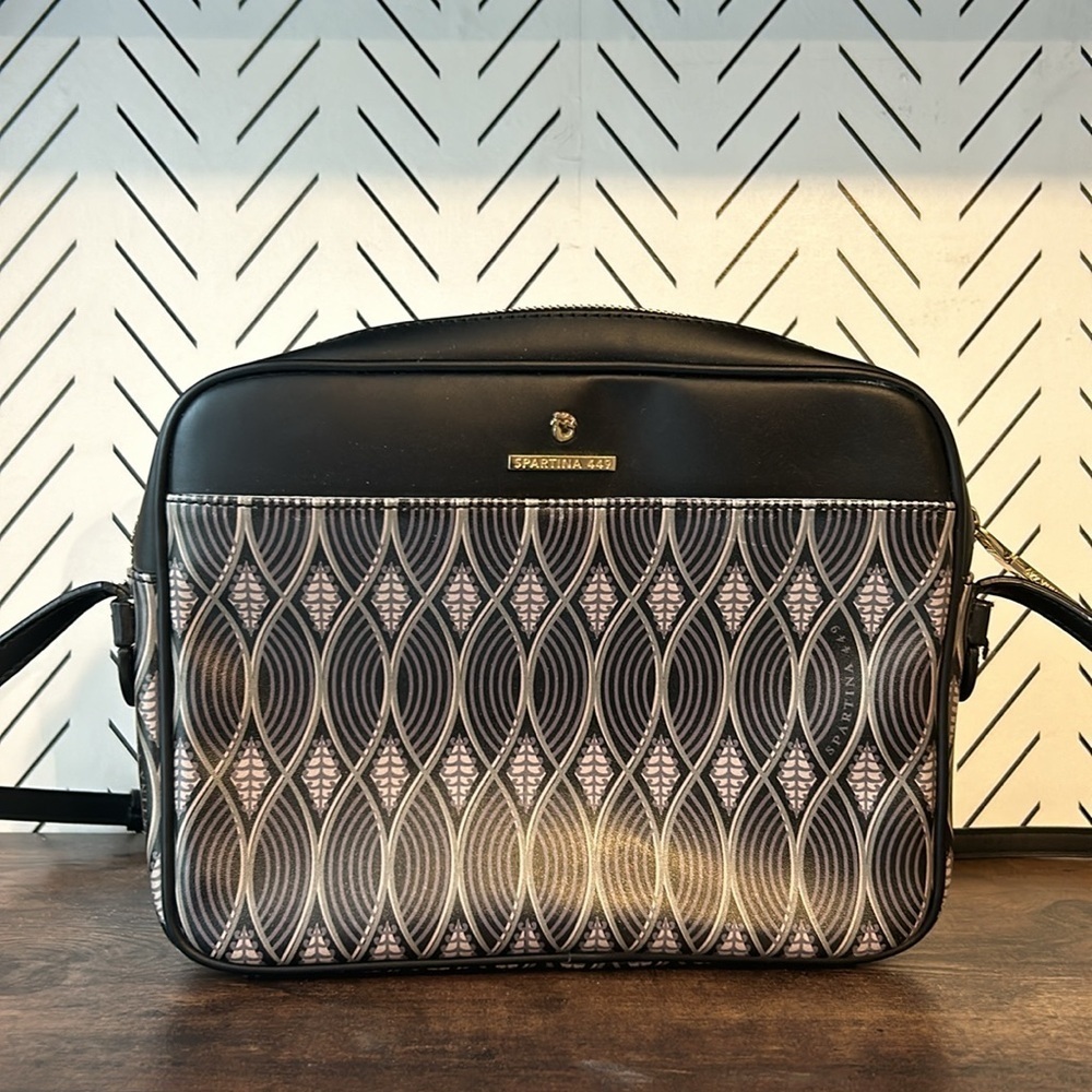 Spartina 449 Retreat Cleo Crossbody Bag Pearl Diver Black Print Leather Purse